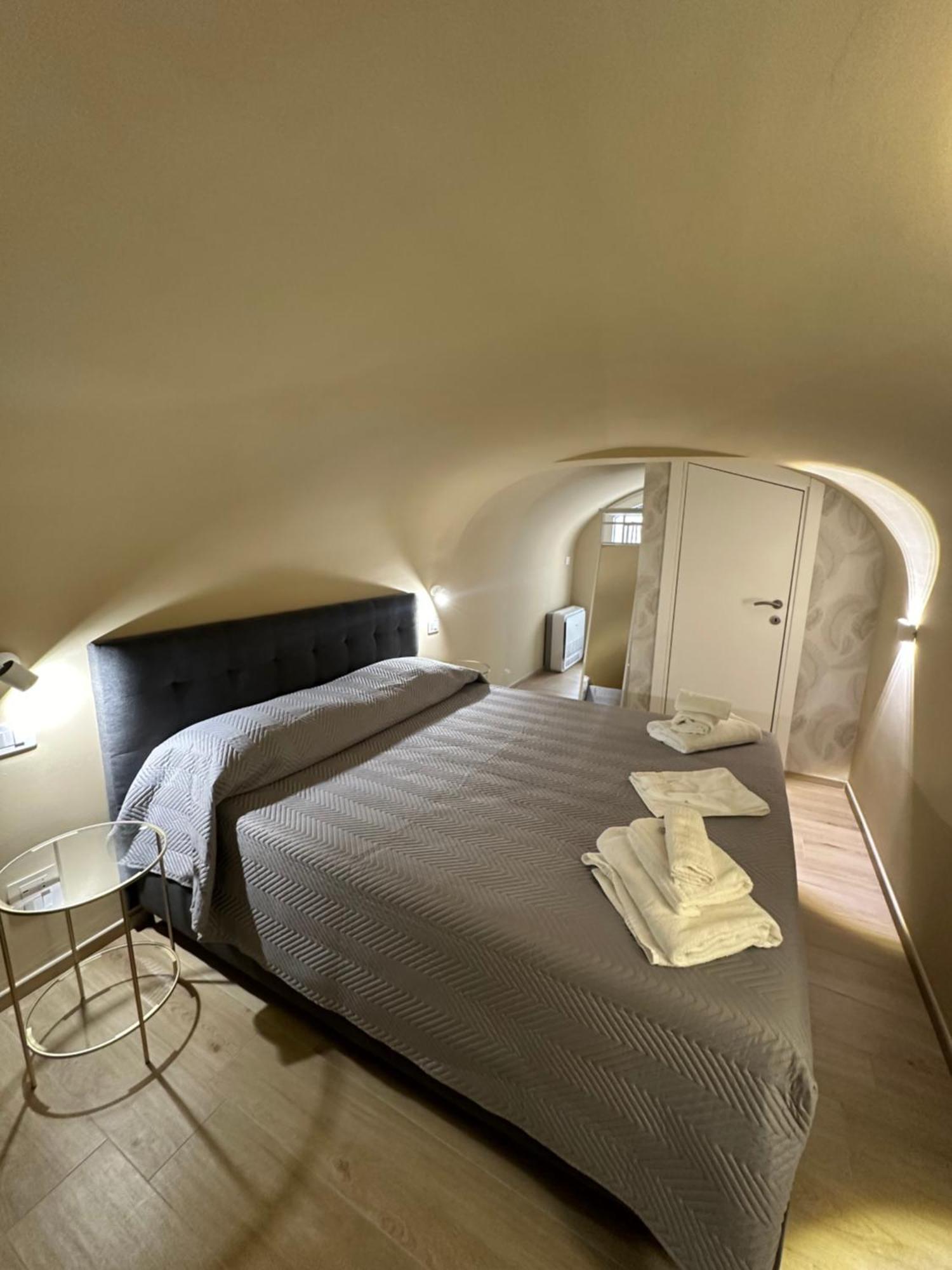 Apartamento Beata Elia Loft Bari Exterior foto