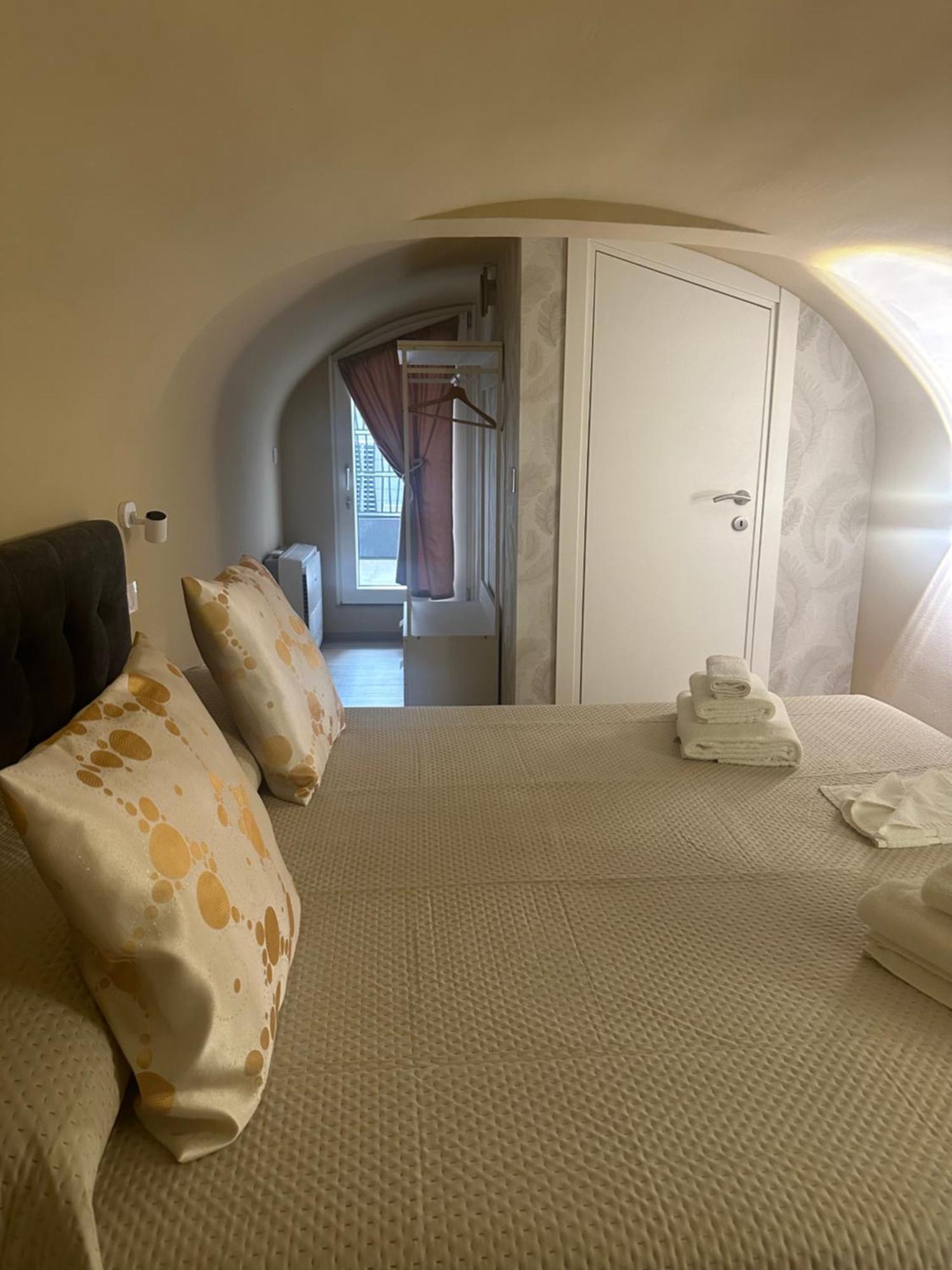 Apartamento Beata Elia Loft Bari Exterior foto